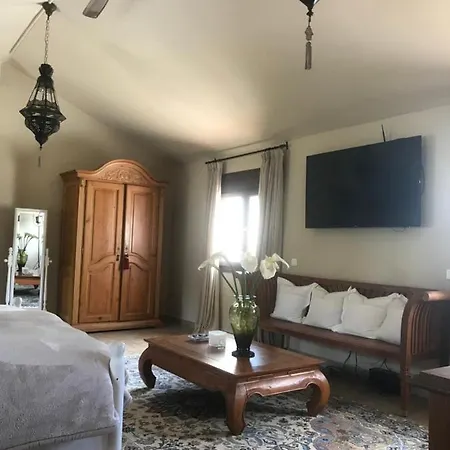 فيلة Casa Ole