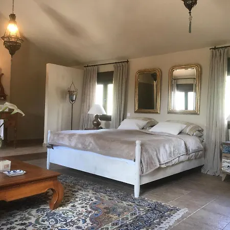 فيلة Casa Ole